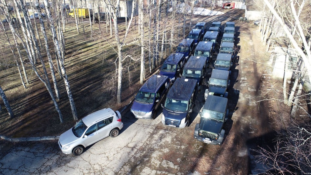 Ukrainasse saadetud autod_foto autor Tarmo Tehva.JPG