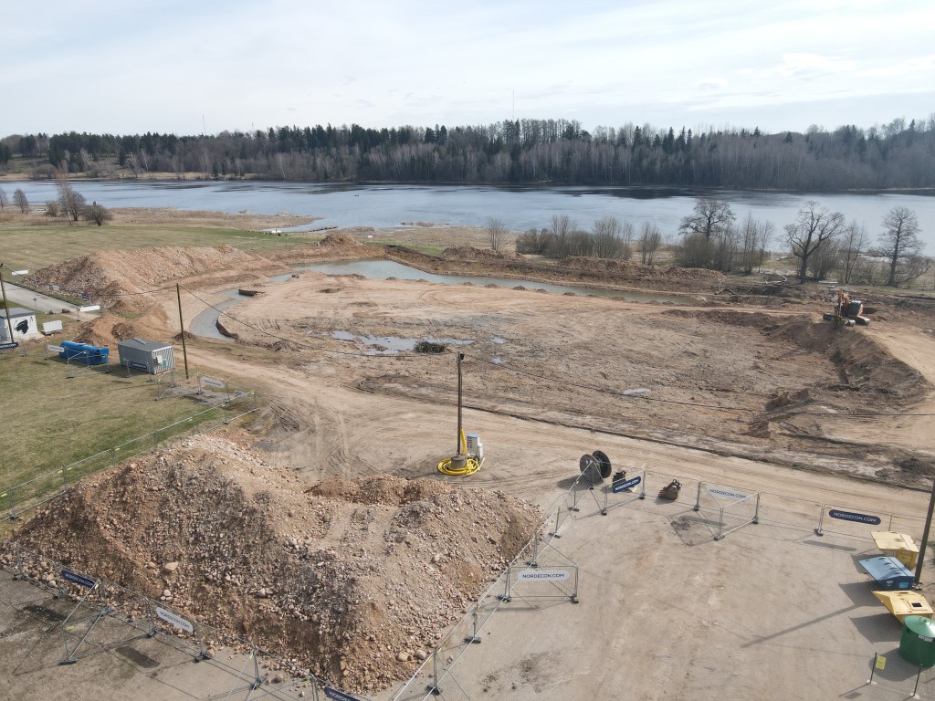 Ehitusplats Viljandi järve ääres